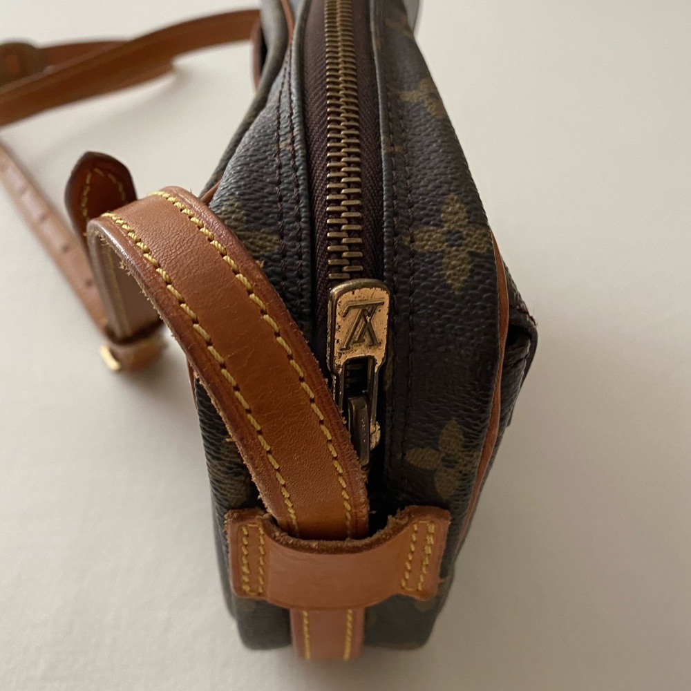 Louis Vuitton Monogram Jeune Fille Crossbody - Picture 7 of 16
